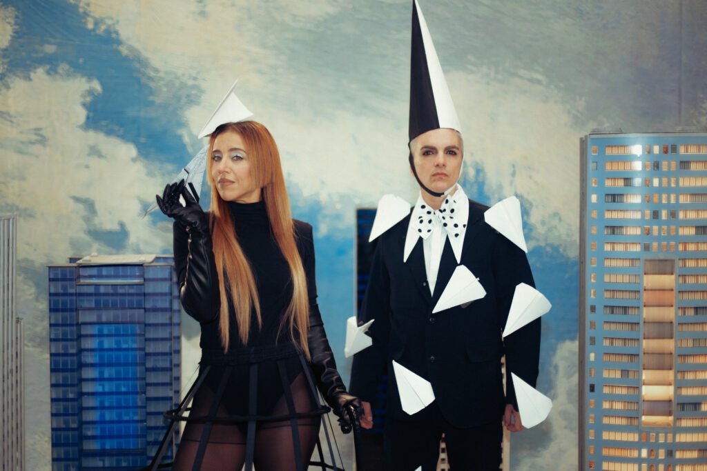 Miranda! y Nicki Nicole presentan “Hace rato”, un nuevo adelanto de Nuevo Hotel Miranda! - Frame still del videoclip