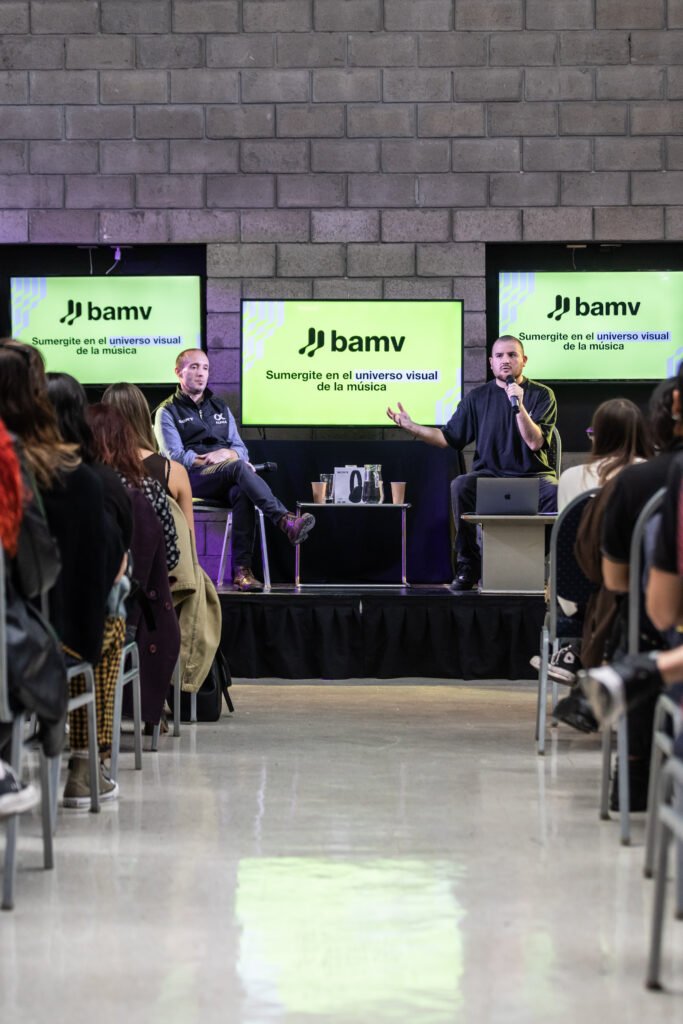 Diseño de identidad visual en la música: un viaje creativo junto a Benito Cerati y Gonxa Alipaz - Frame still del videoclip