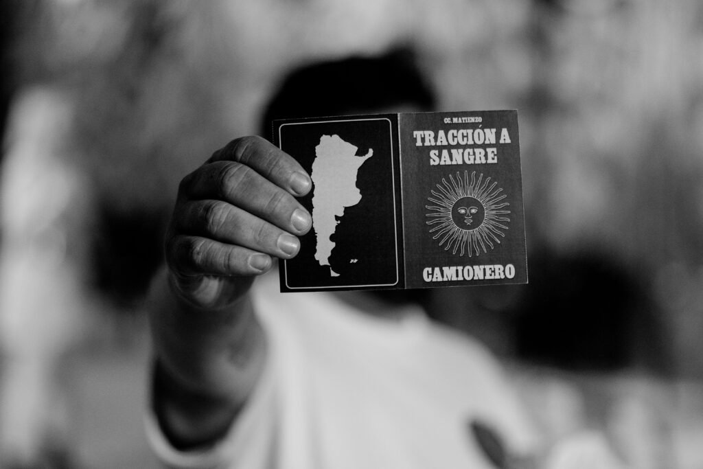 Experiencia Pasaporte: cómo Camionero conecta con su público - Frame still del videoclip