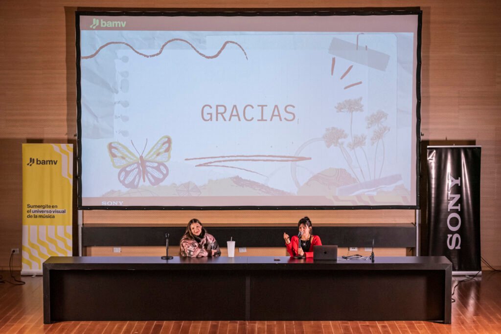 Yami Safdie y Orne Devir exploran el proceso creativo del videoclip en la FADU - Frame still del videoclip